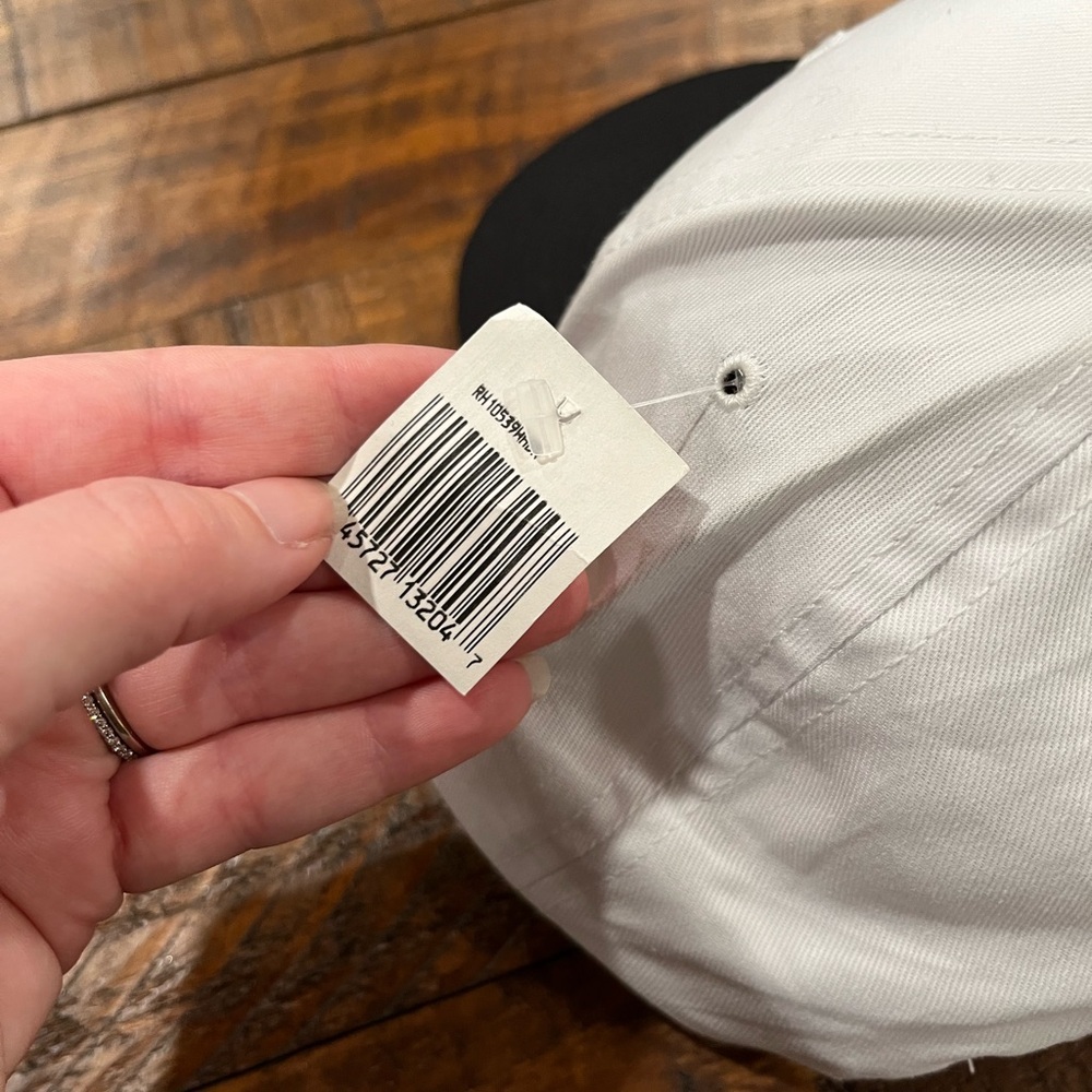 Red Head Bass Pro hat - Picture 4 of 5